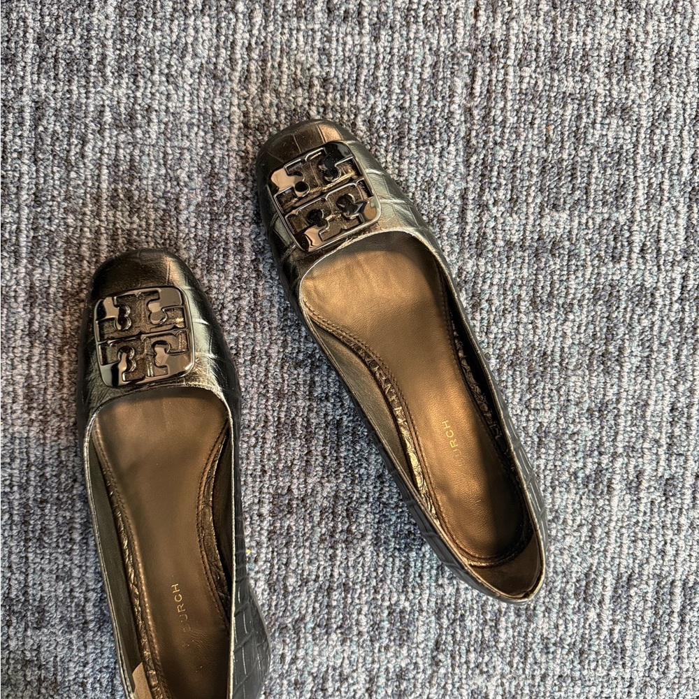 Tory Burch Black Leather Flats